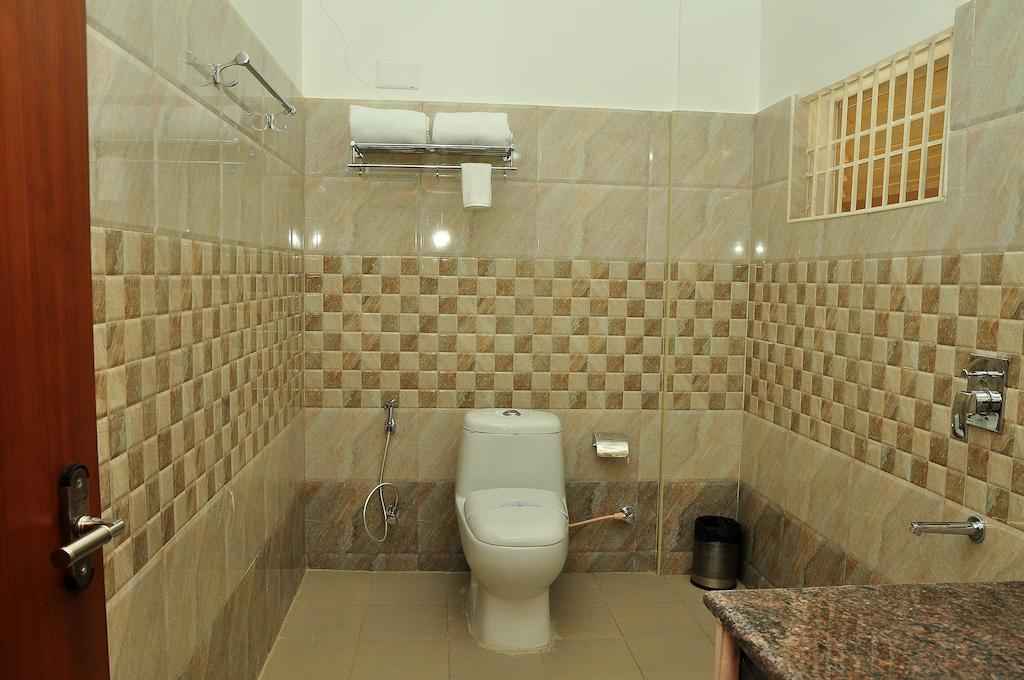 Holiday Hill Hotel & Suites Sultan Bathery Kamer foto
