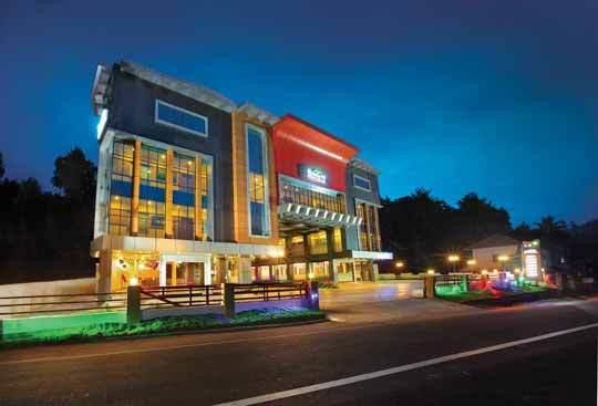 Holiday Hill Hotel & Suites Sultan Bathery Buitenkant foto